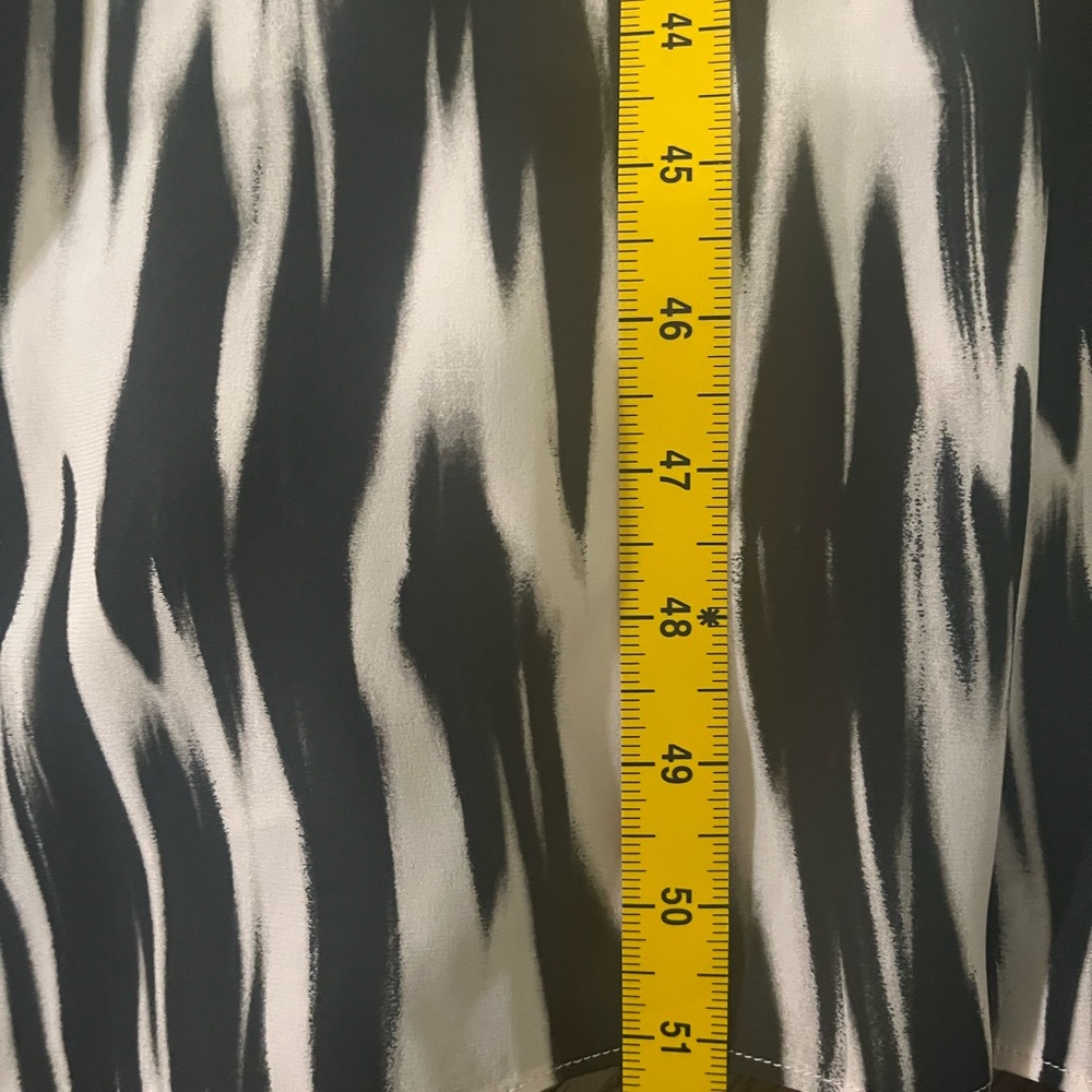 Banana Republic cascade silk dress - Picture 8 of 8